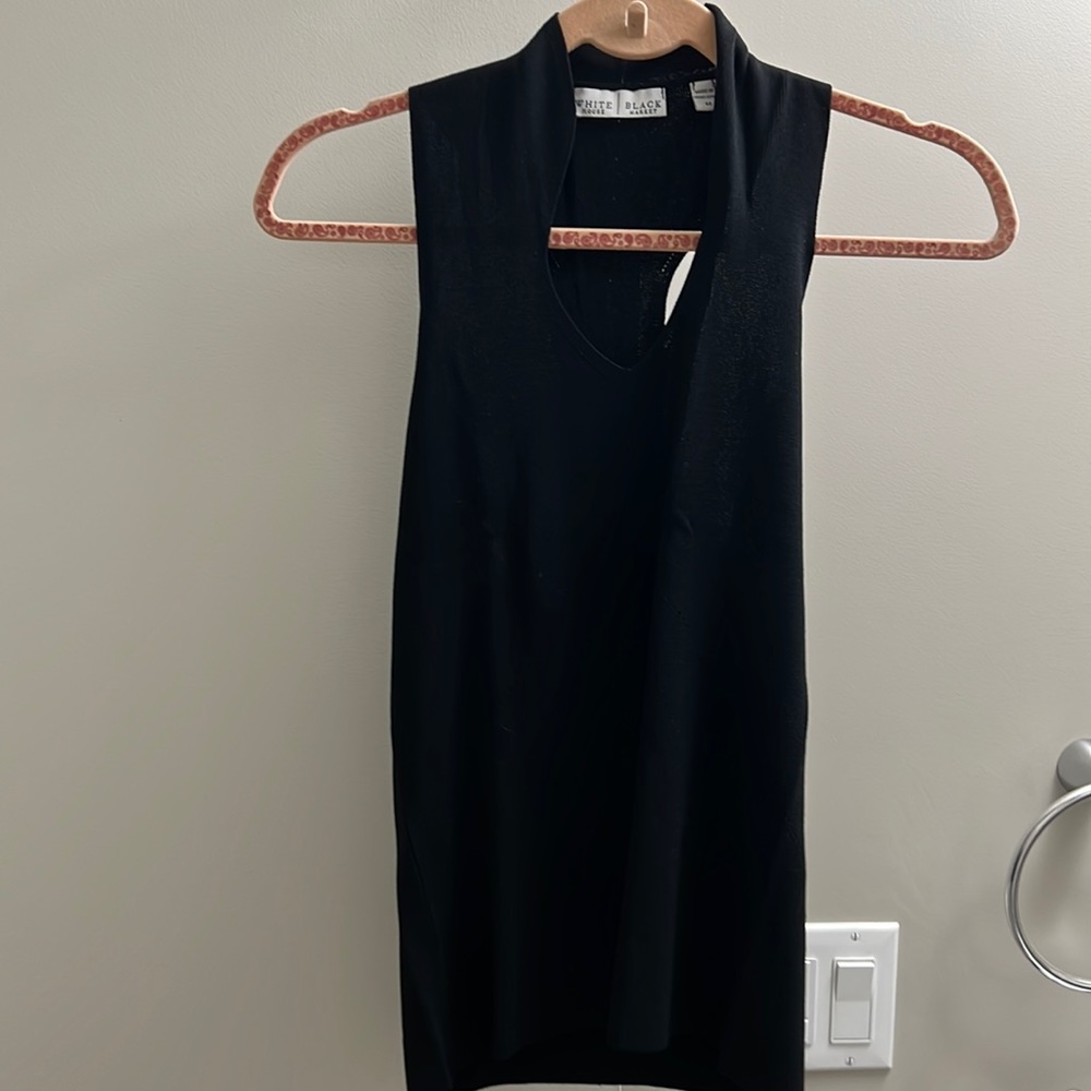 White House Black Market size medium